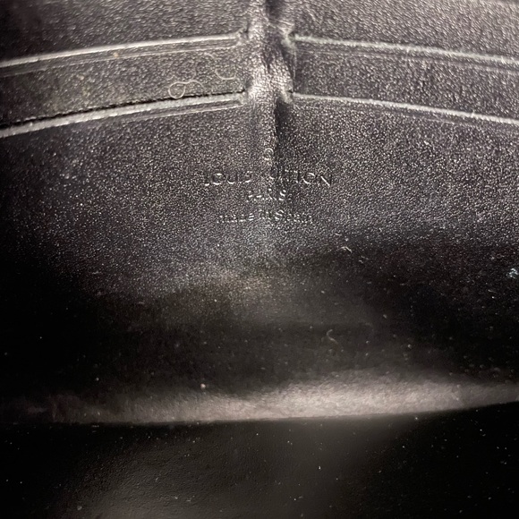 Authentic Louis Vuitton Zuhali Zippy Wallet - Picture 6 of 10